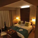 מלון Levadia Hotel