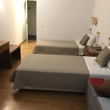 Levadia Hotel 호텔 3*
