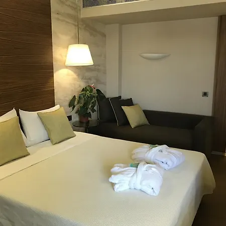 호텔 Levadia Hotel Levádeia