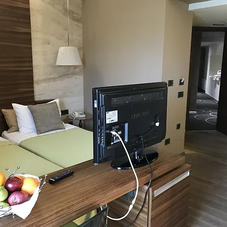 호텔 Levadia Hotel 3*