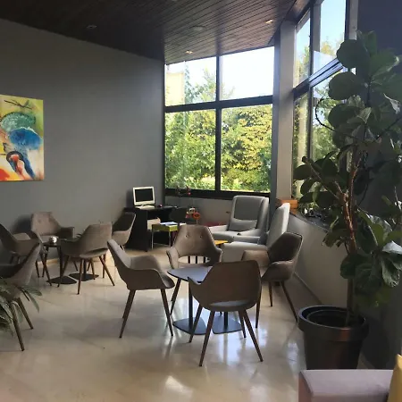 Levadia Hotel 3*