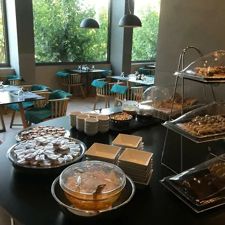 호텔 Levadia Hotel 3*